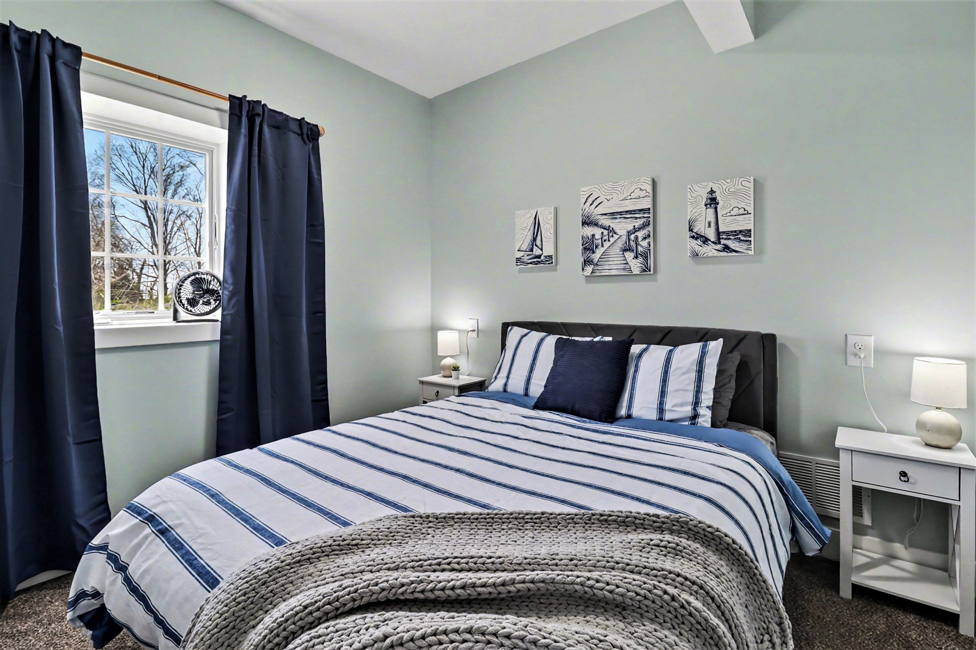 6 bedrooms, iron/ironing board, free WiFi, bed sheets