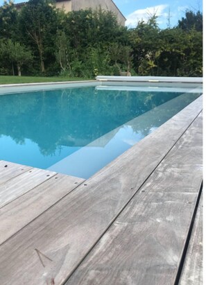 Piscine extérieure, piscine chauffée