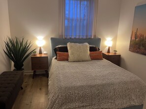 1 bedroom, iron/ironing board, free WiFi, bed sheets - Cozy chic 1 bedroom apartment! (Philadelphia)