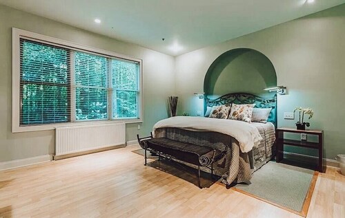 Highlands Retreat 7 Suite Mountain Home