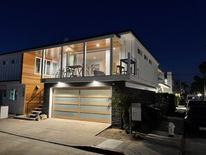 Exterior - 4 bedroom Renovated Home on Balboa Island (Newport Beach)