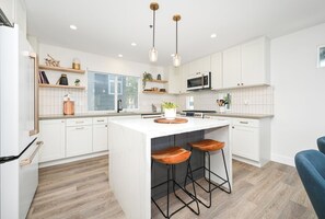 Fridge, microwave, oven, stovetop - 4 bedroom Renovated Home on Balboa Island (Newport Beach)