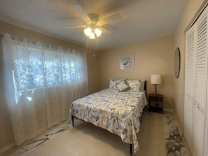 3 bedrooms, iron/ironing board, WiFi, bed sheets - Journey IMG CSF AMI Bradenton Sarasota SRQ (Anaheim)