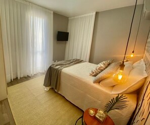 2 bedrooms, WiFi - Cozy and calm appart next to the ocean (Florianópolis)