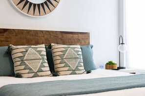 4 chambres, fer et planche à repasser, Wi-Fi gratuit, draps fournis