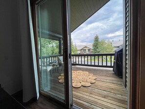 Interior - All Seasons Retreat- 2BR+Loft 3BA-Upscale Design, Gorgeous Open Spaces (Mammoth Lakes)
