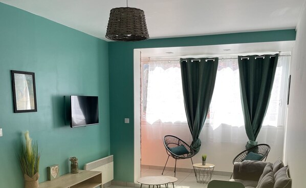 TV