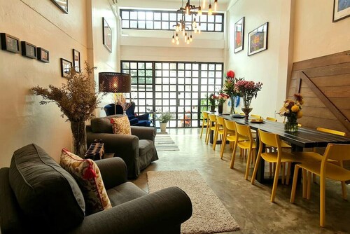 Beautiful 5 Story Family House