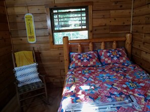 1 bedroom - Cannabis Cabin 2 (with extras) (Luther)