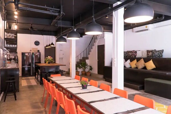 Dining - Beautiful Super Modern Gigantic Designer Home (Krung Thep Maha Nakhon)