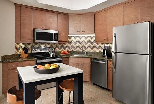 Microwave, oven, stovetop, dishwasher - Marriott Summit Watch Park City, UT; 2-bedroom villa; sleeps up to 8 (Park City)