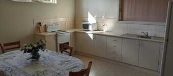 Lucindale Apartments