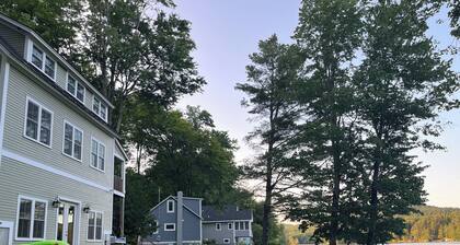 New! Beautiful Lakefront Home near Burlington, VT