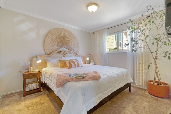 1 bedroom, free WiFi, bed sheets