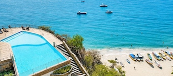 The best apartment - sea views