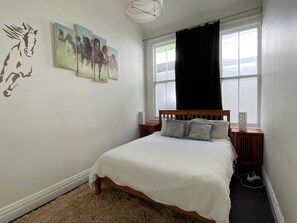 2 chambres, accès au Wi-Fi (inclus), literie fournie