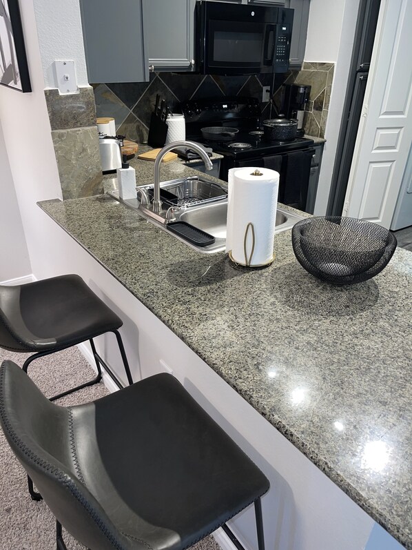 微波炉、洗碗机、茶具/咖啡用具、厨具/餐具