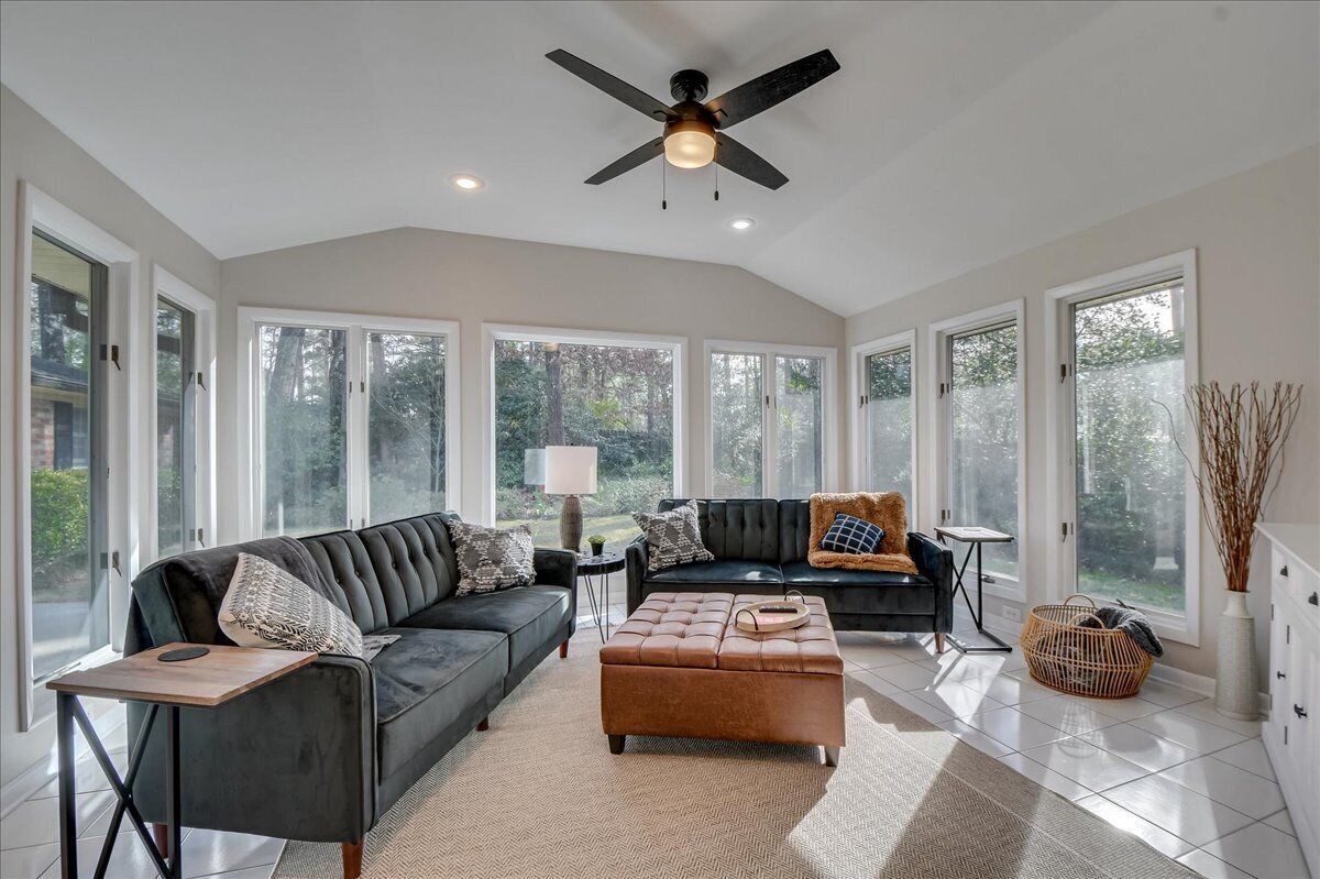 The Monarch | Roomy 4 Bedrooms