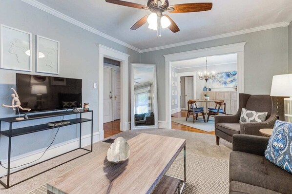 Televisie en een kantoor