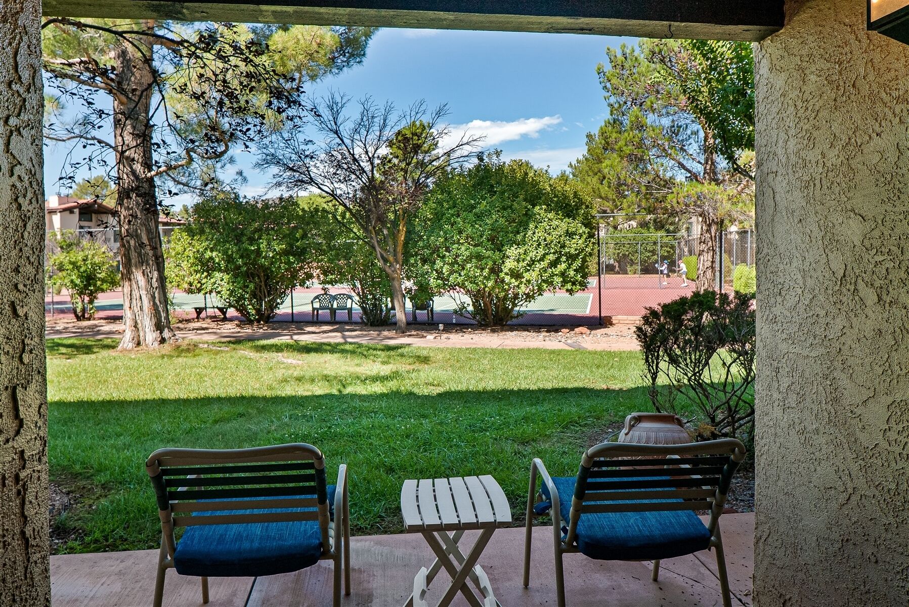 Cute & Cozy Condo! Community Pool & Hot Tub! Ground Level - OCE C3 - S133