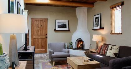 Adobe Style House in historical center, near to attractions - 4 blocks to Plaza