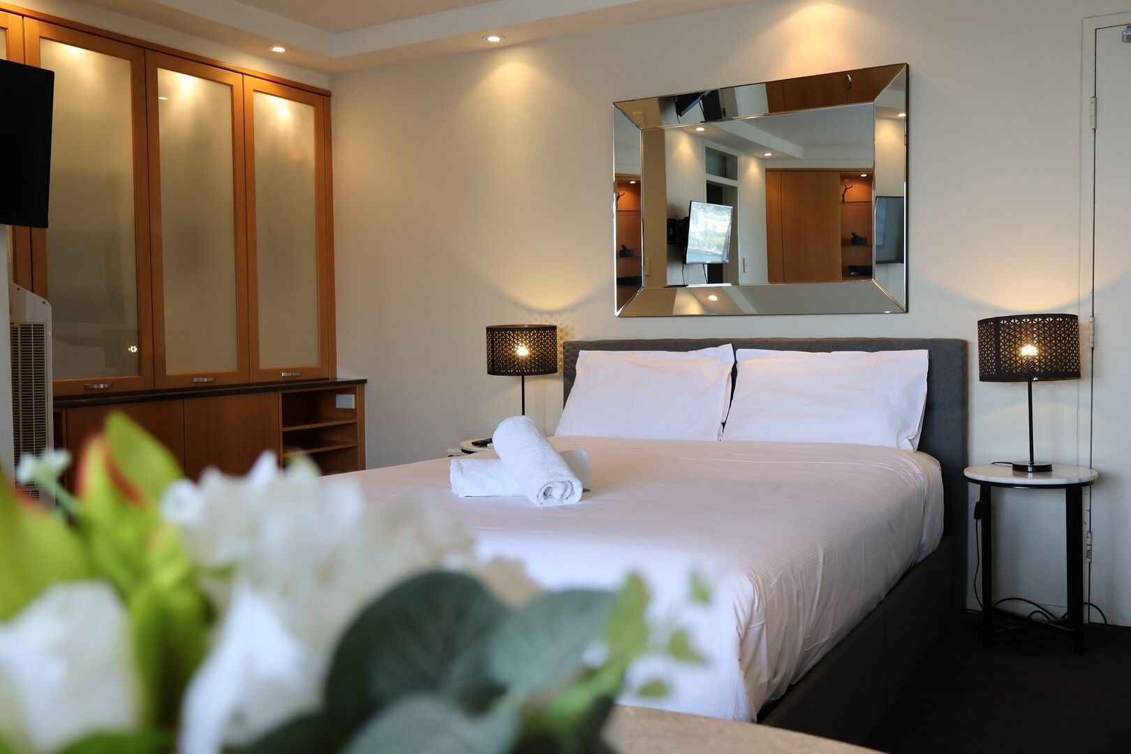 Iron/ironing board, WiFi, bed sheets