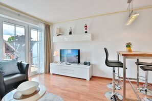 Tv, dvd-afspiller, stereoanlæg