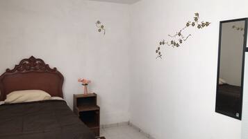 5 bedrooms, WiFi