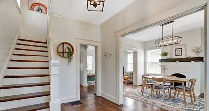 Oakley Square 3BR Completely Remodeled - Walkable