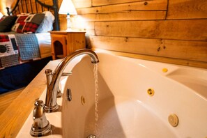 1 soveværelse, strygejern/strygebræt, gratis Wi-Fi, sengetøj