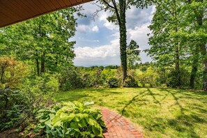 Property grounds - Sunset Ranch over Crab Creek (Penrose)