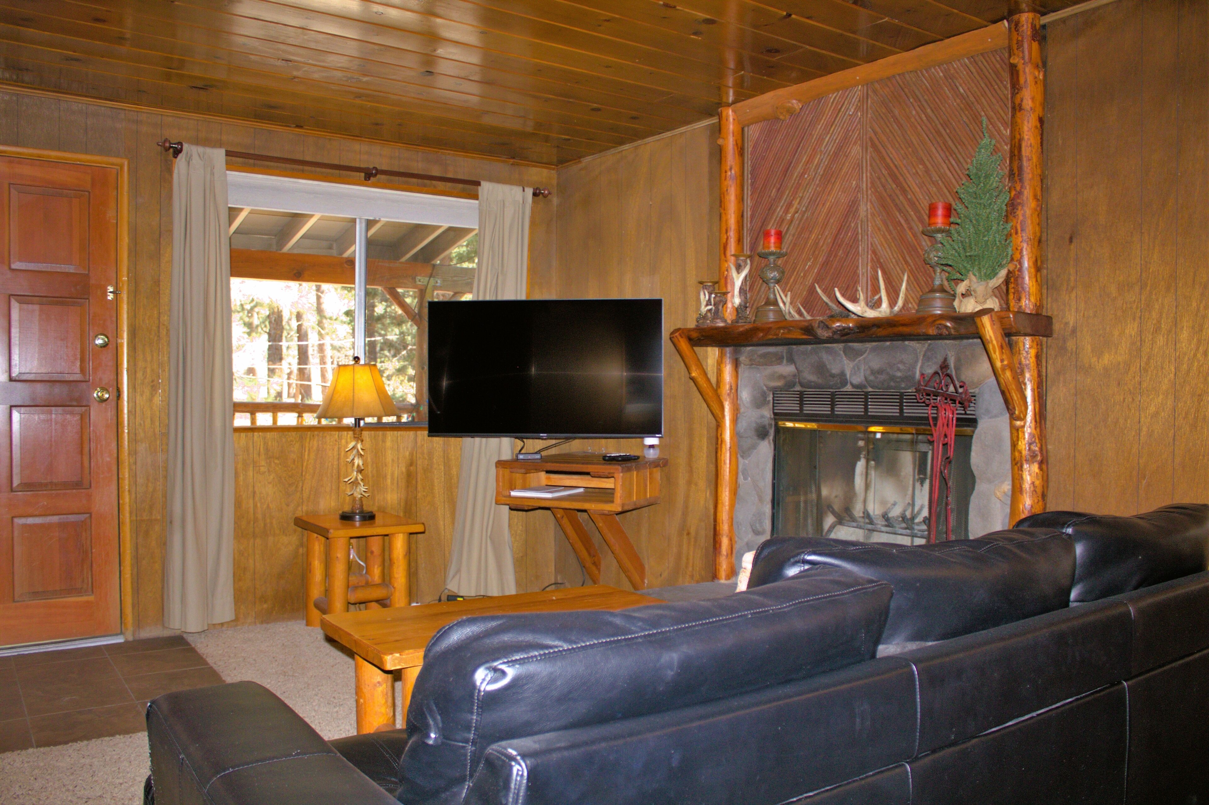 Family Suite, 1 Bedroom, Garden View | Living area | 50-inch flat-screen TV with digital channels, TV