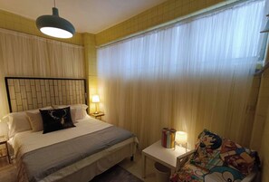 6 bedrooms, WiFi - Big Groups Heaven in Central Location (phra khanang)