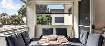 Stunning Sea Views in Excellent Location