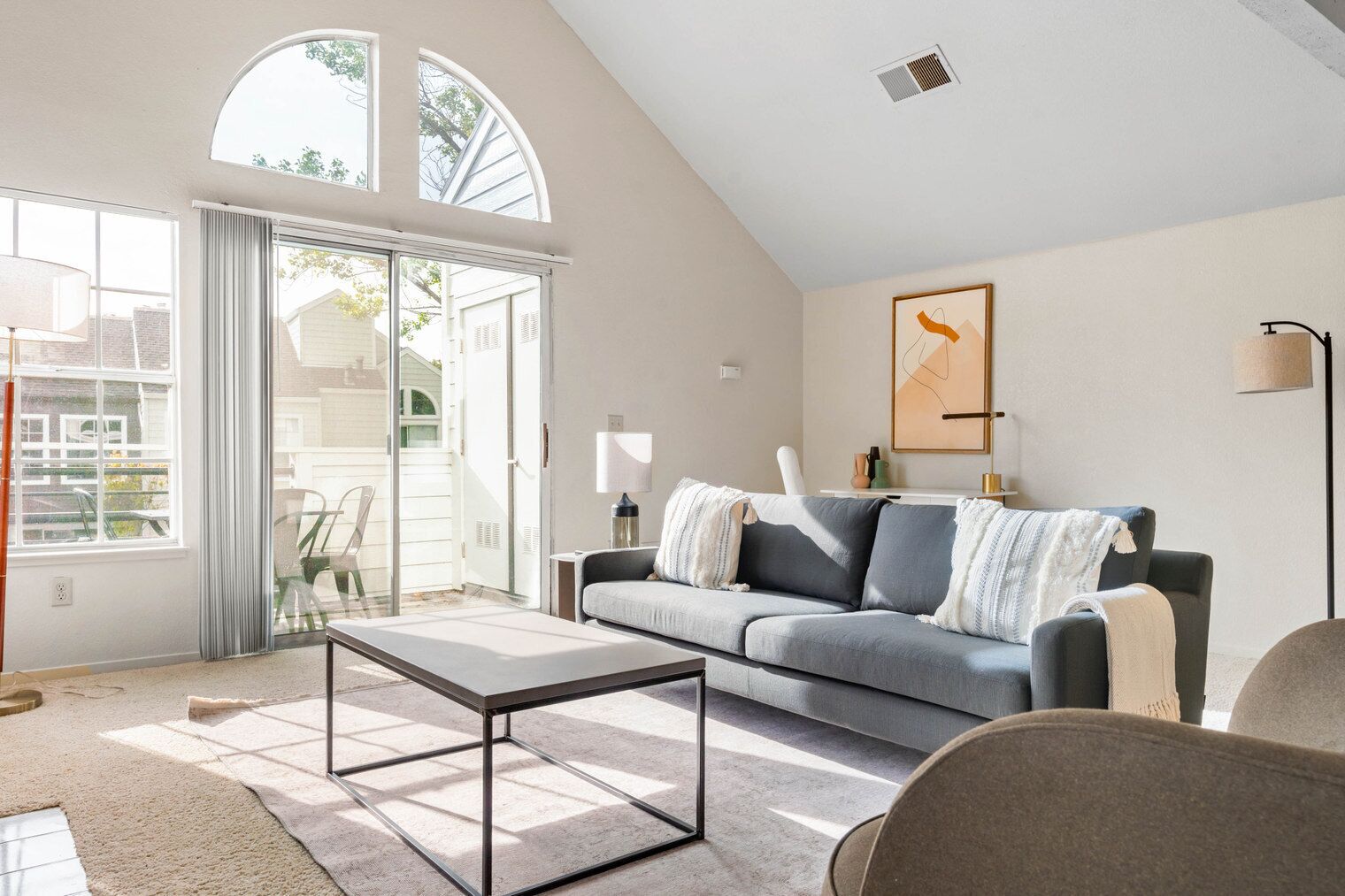 Charming Foster City 2BR w/ Gym, 2 Pools & W/D, near VISA, by Blueground