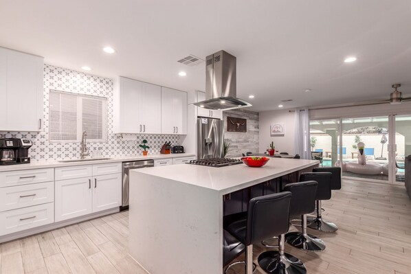 Fridge, microwave, oven, stovetop