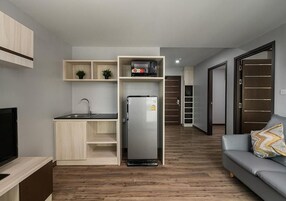 Minibar, caja de seguridad en la habitación, escritorio y wifi gratis 