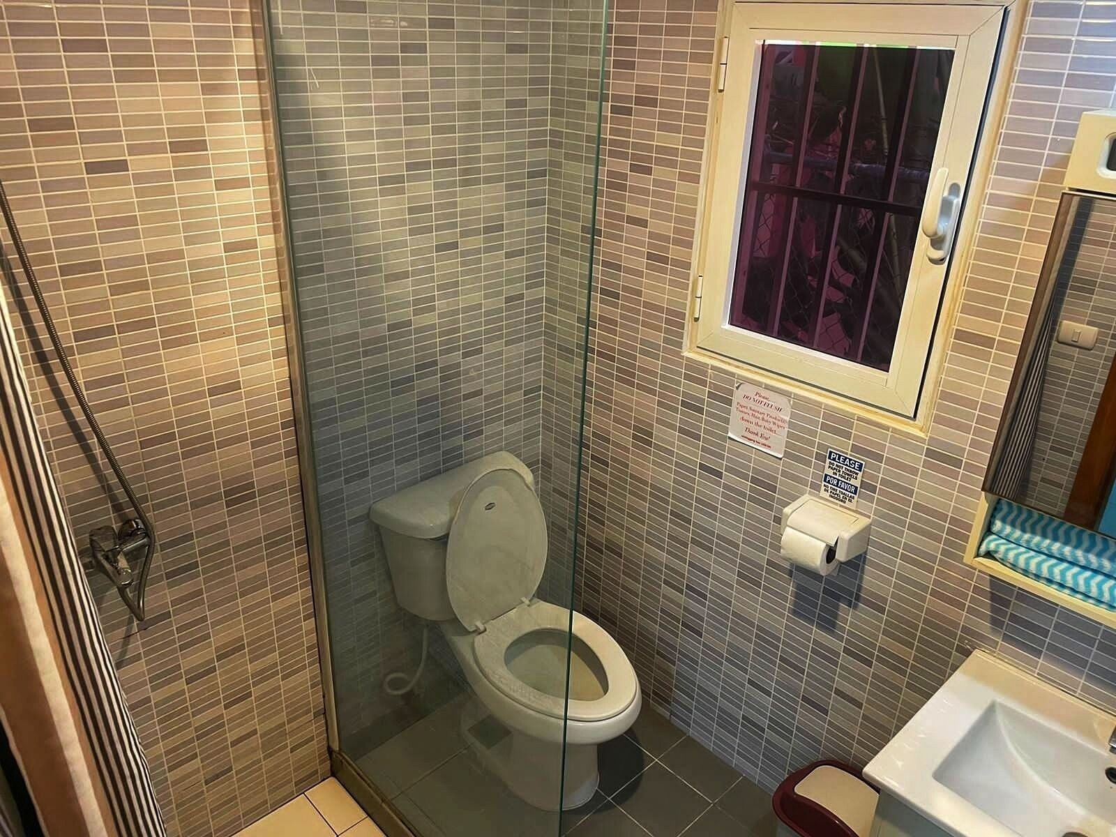 Elite Apartment | Bathroom | Towels