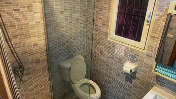 Elite Apartment | Bathroom | Towels