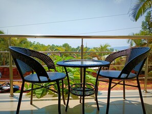 In-room dining - Surabhi Hill View (Mahabaleshwar)