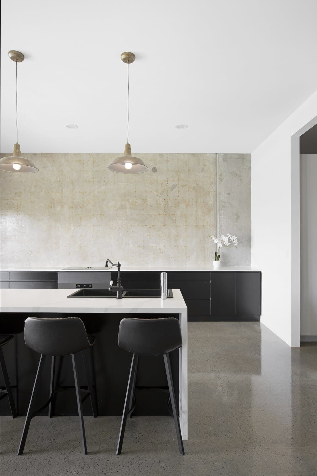 Urban Hideaway - Stay 5 Pay 4 winter special — image 12