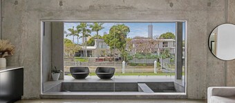 Urban Hideaway, Broadbeach Waters