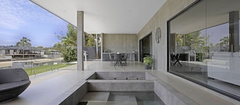 Luxury Villas Urban Hideaway - Stay 5 Pay 4 winter special