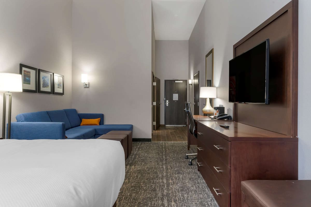 Chambre Standard, 1 trÚs grand lit, accessible aux personnes à mobilité réduite, non-fumeurs | Literie de qualité supérieure, coffres-forts dans les chambres, bureau