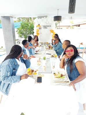 Outdoor dining