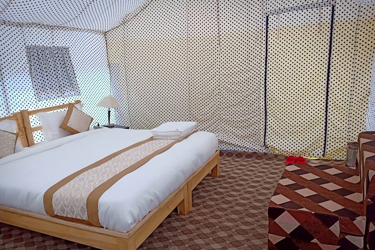 Habitación Deluxe | Ropa de cama de alta calidad, wifi gratis, ropa de cama