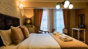 1 bedroom, hypo-allergenic bedding, down duvets, memory-foam beds - 1870 Taş Konak Art Street (Urla)