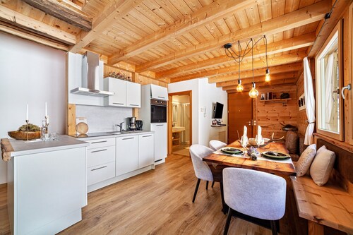 Apartment 'Steinbach Loft' with Mountain View, Sauna & Wi-Fi