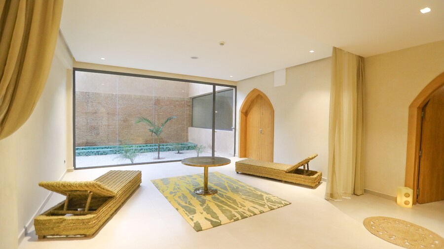 SUMAHAN SUITES & SPA