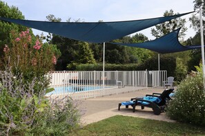 Piscine extérieure, piscine chauffée